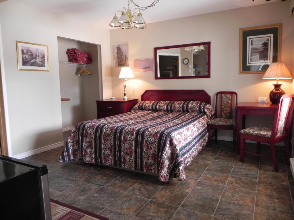 Destiny Beach Resort Osoyoos Quarto foto