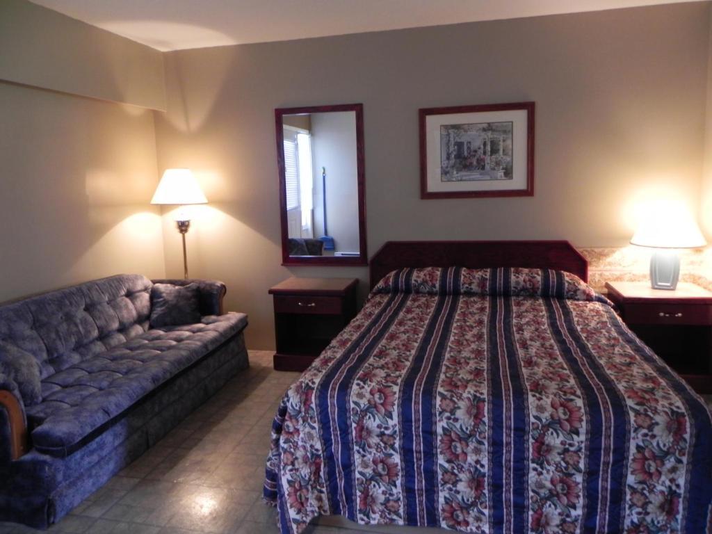 Destiny Beach Resort Osoyoos Quarto foto