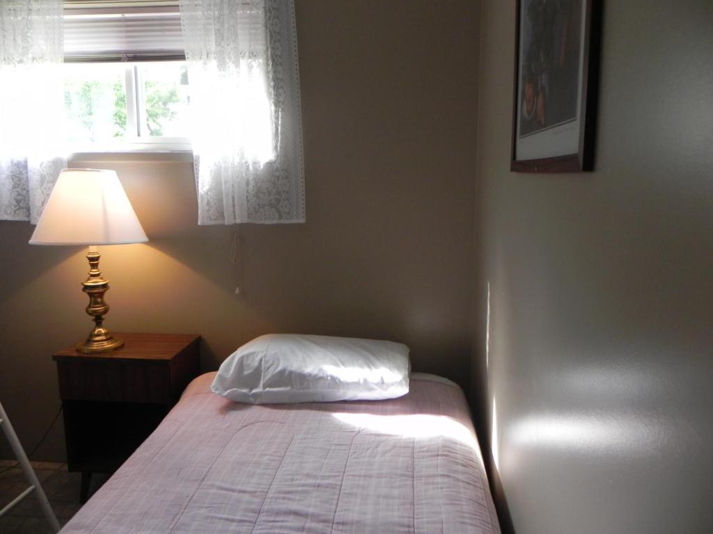 Destiny Beach Resort Osoyoos Quarto foto
